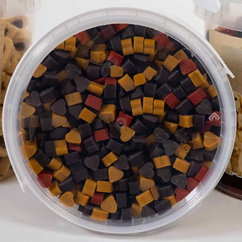 Ozami Dog Snack Mini Hearts Mix-bøtte 500 g